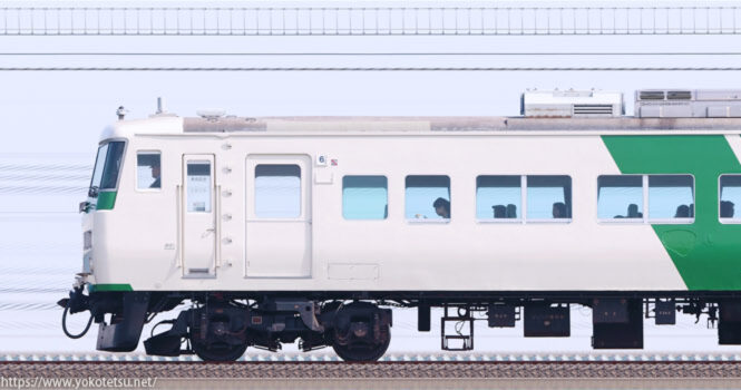 大宮総合車両センター185系B6編成山側