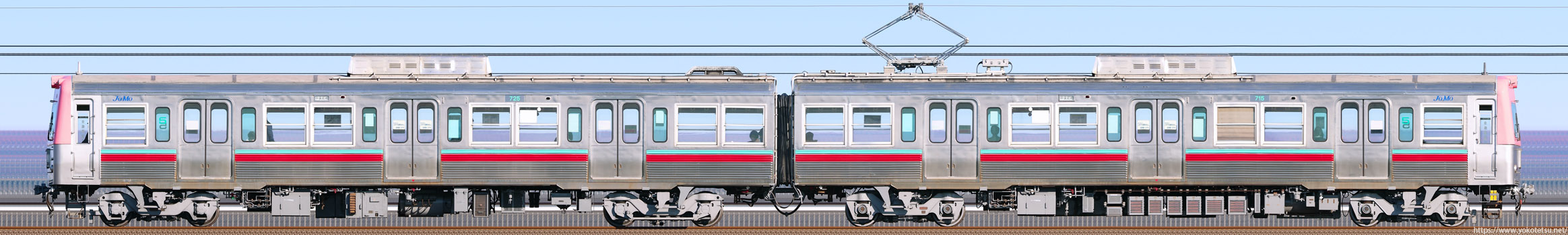 上毛電気鉄道700型第5編成（715F）海側