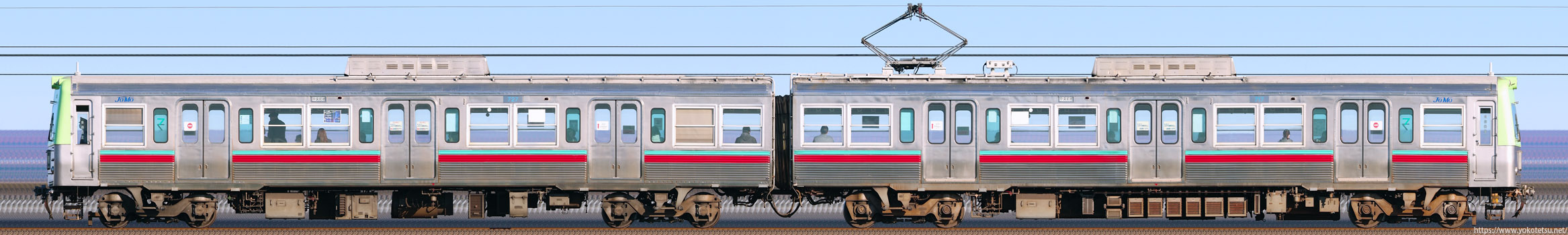 上毛電気鉄道700型第7編成（717F）海側